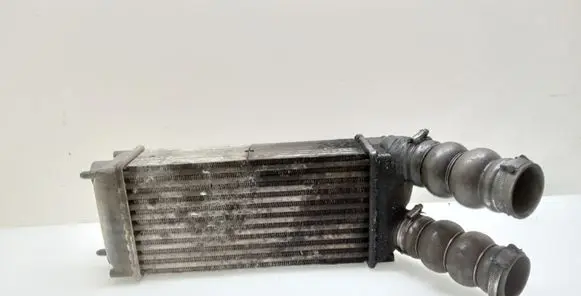 Citroen C4 I Intercooler radiator 9648551880