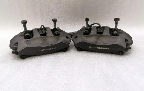 Porsche Cayenne (92A) Rear brake caliper 7P5615404S 7P5615403S