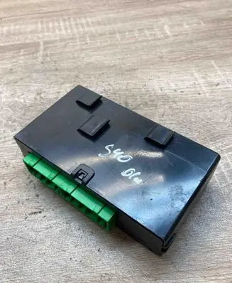 Volvo S40, V40 Alarm control unit/module 30889927 MB2323008471