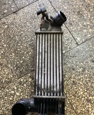 Citroen C5 Intercooler radiator 9637809480 IA1008 864223EE