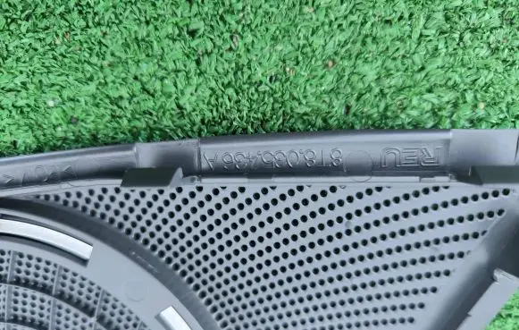 Audi A5 Sportback 8TA Dash center speaker trim cover 8T8035436A
