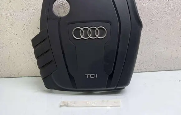Audi A6 S6 C7 4G Engine cover (trim) 03L103925AB
