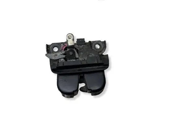 Audi A4 S4 B6 8E 8H Tailgate/trunk/boot lock/catch/latch 8E9827520
