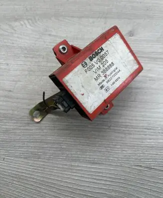 Mitsubishi Space Star Other control units/modules F005V00057 MR368888 9622700044