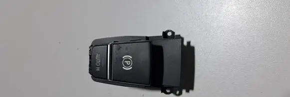 BMW 5 F10 F11 Hand parking brake switch 6822520 32146112