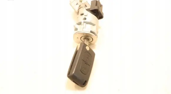 Peugeot Partner Ignition lock E1105995