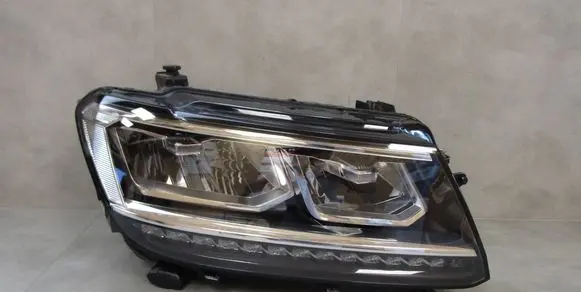 Volkswagen Tiguan Headlight/headlamp 5NB941036B 030110123200