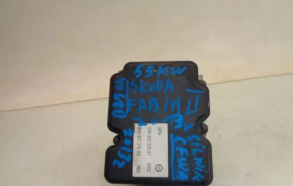 Skoda Fabia Mk2 (5J) ABS Pump 6R0907379AT