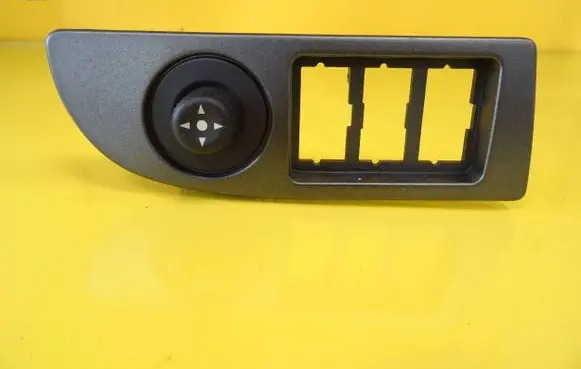 Citroen Xsara Wing mirror switch 9627990377 185526