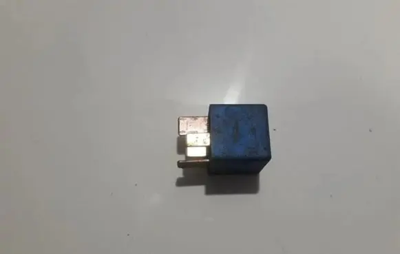 KIA Sorento Other relay 952102e000 95210-2e000
