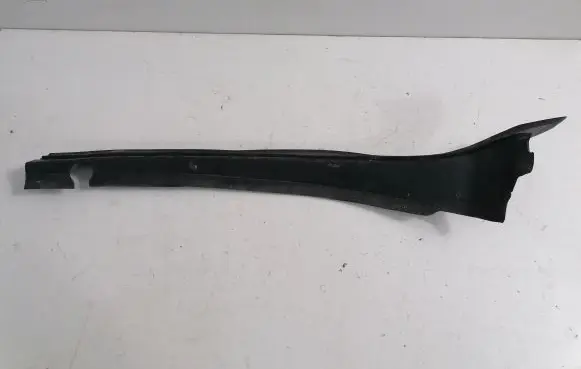 Fender end trim