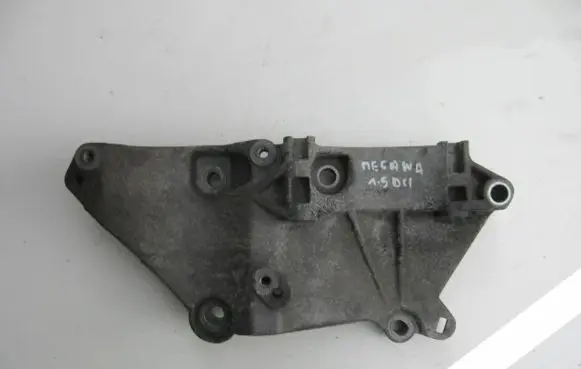 Renault Megane II Other engine bay part