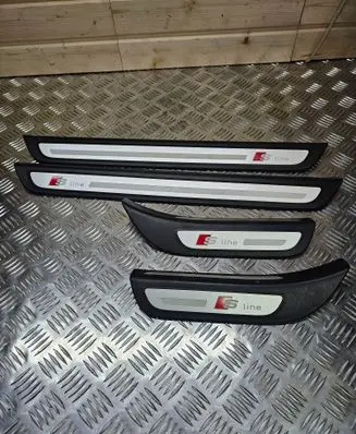 Audi Q5 SQ5 sill trim set (inner) 8R0853373