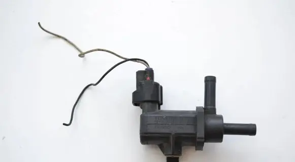 Lexus GS 300 350 430 450H Turbo solenoid valve 1362062771 9091012259