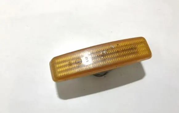 BMW 5 E39 Front fender indicator light 8360589