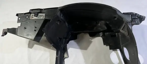 Chevrolet Corvette C5 Front quarter panel 10407334