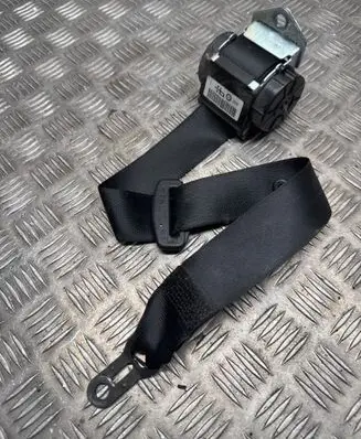 BMW X1 E84 Rear seatbelt 607051100E 131109