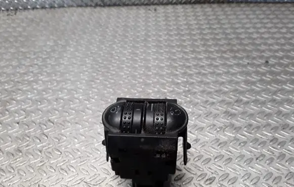 Volkswagen PASSAT B5.5 Headlight level height control switch 3B0941333C