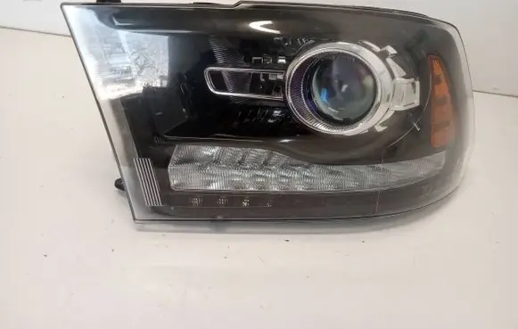 Dodge RAM 1500 DS Headlight/headlamp 50693B