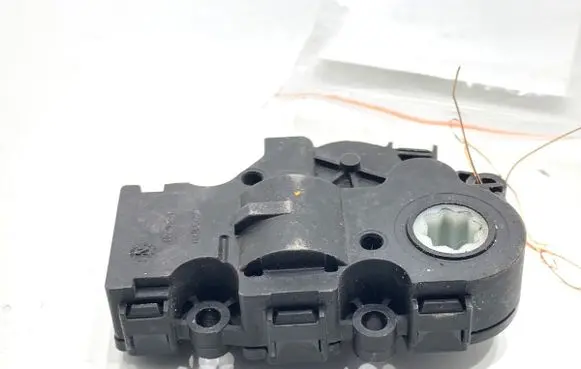 Mercedes-Benz Sprinter W907 W910 Air flap motor/actuator 412650920