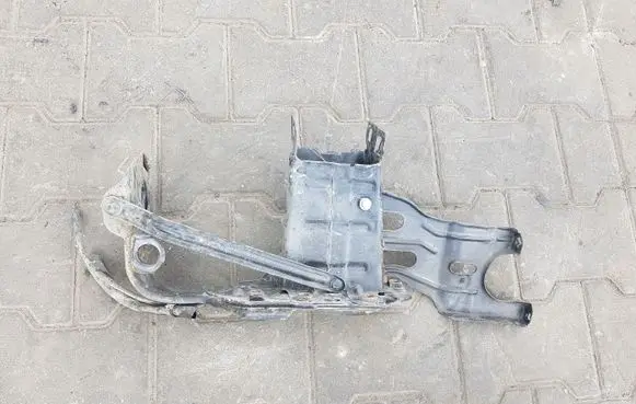 Mercedes-Benz C W203 Quarter panel pressure vent W203ODBJLEWYPRZD