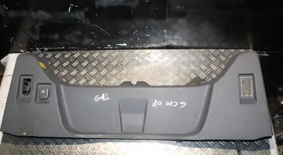 Volvo C70 Bottom trim 30772400