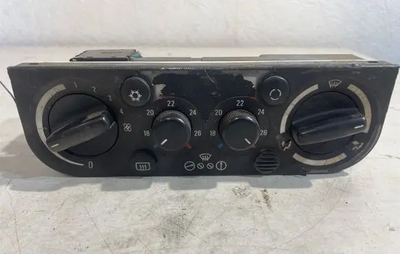 BMW 3 E36 Climate control unit 1387340 MK175191 366411