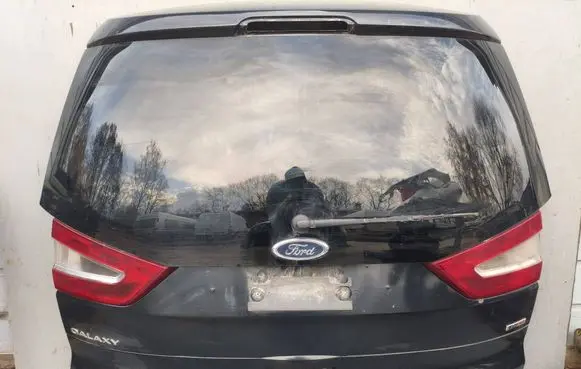 Ford Galaxy Tailgate/trunk/boot lid 1682552