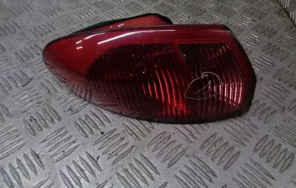 Alfa Romeo 147 Rear/tail lights