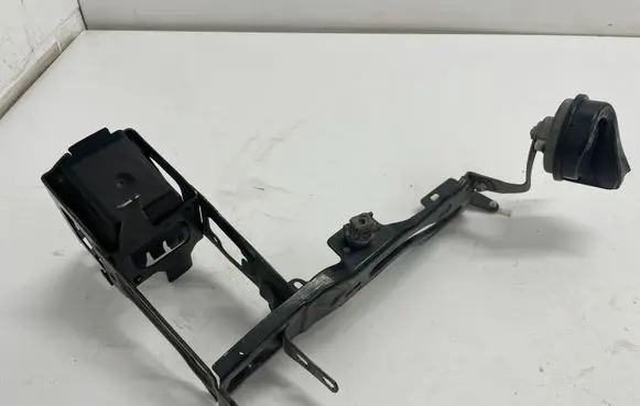 BMW 1 F20 F21 Side radiator support slam panel 17023811