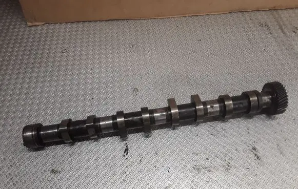 Opel Corsa C Camshaft 