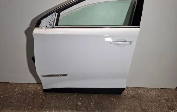 Citroen DS7 Crossback Front door 9815704280