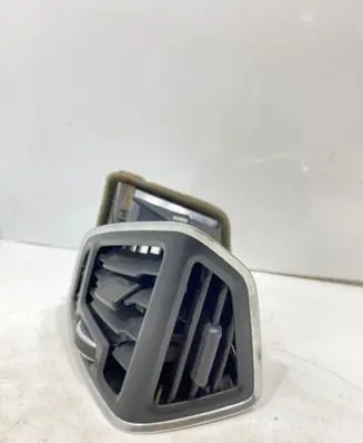 Ford C-MAX II Dash center air vent grill 7463000