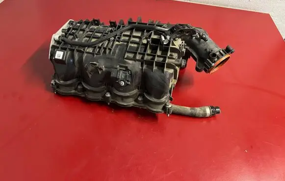 BMW X4 G02 Intake manifold 8603914 11618603914