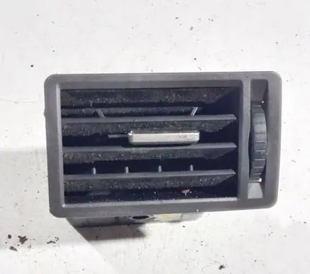 Ford Focus C-MAX Dash center air vent grill 4794001 4794-001
