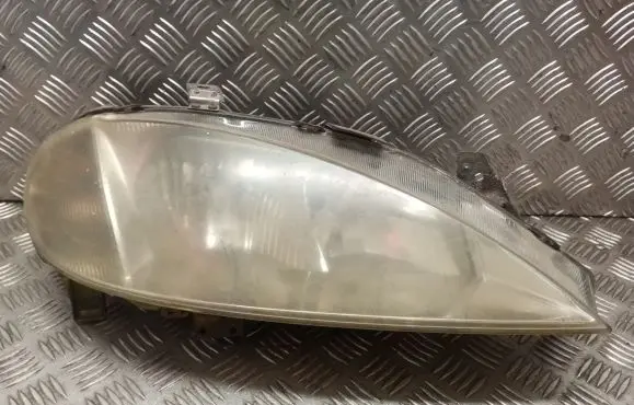 Renault Megane I Headlight/headlamp