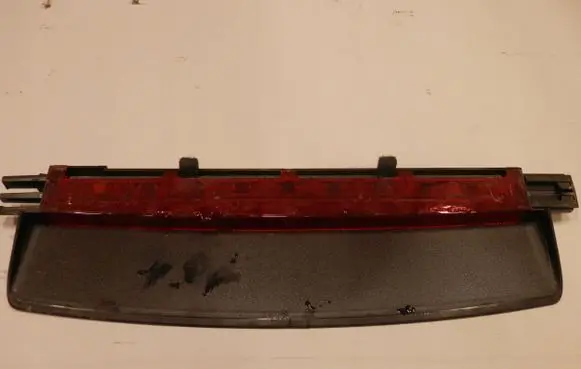 Audi A6 S6 C6 4F Third/center stoplight 4F5945097