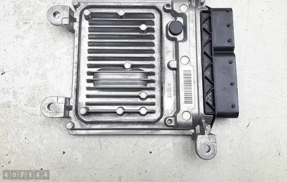 Mercedes-Benz CLS C218 X218 Engine control unit/module A6519007500 A0064461540