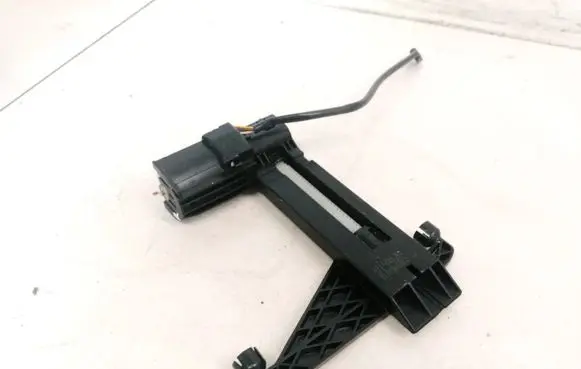 Land Rover Range Rover L322 Seat adjustment motor 8318396B 3150300802