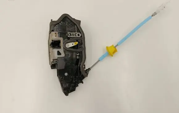 BMW 3 G20 G21 Front door lock 7445051 VT5121 A046465