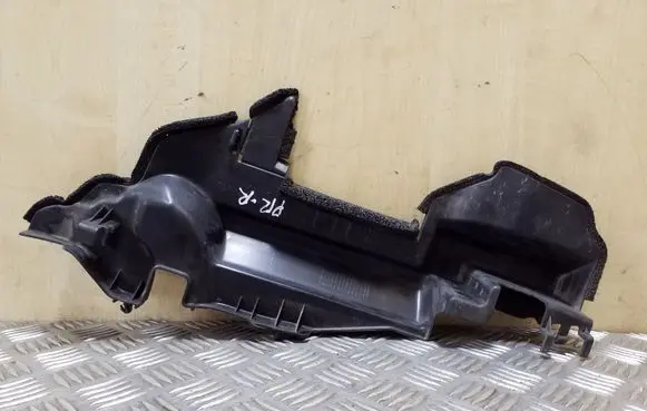 Intercooler air guide/duct channel
