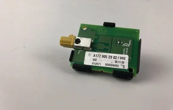 Mercedes-Benz E W213 Aerial antenna amplifier A1779052902