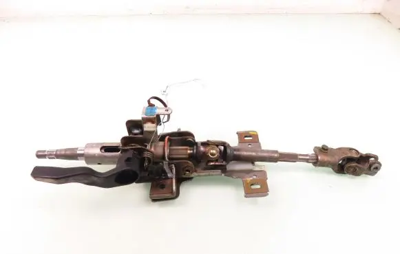 Steering wheel axle set