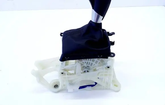 Mazda CX-5 Gear shifter/selector K01146100