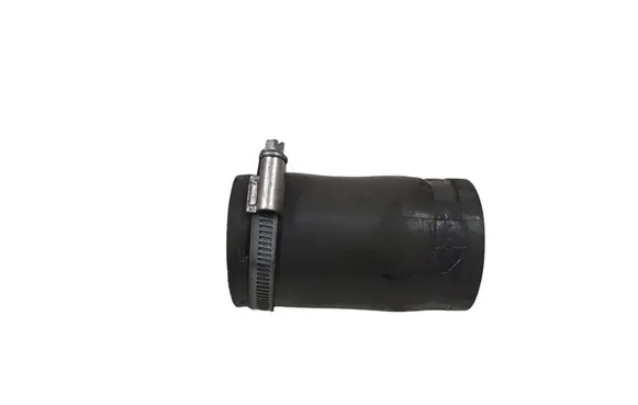 Volvo V40 Intercooler hose/pipe AV616C750AE