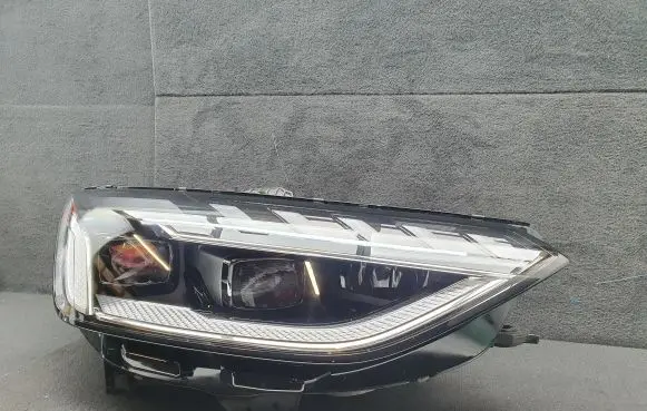 Audi A4 S4 B9 8W Headlight/headlamp 8W0941036E