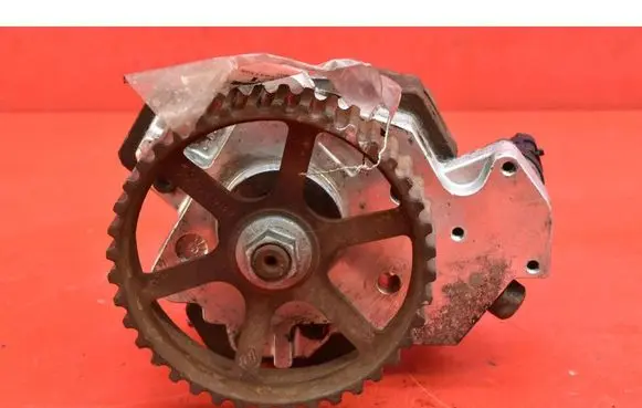 Opel Vivaro Fuel injection high pressure pump 0445010075