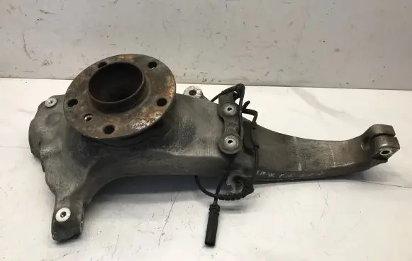 BMW 5 F10 F11 Front wheel hub spindle knuckle