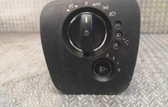 Mercedes-Benz CLS C219 Light switch 2195450604