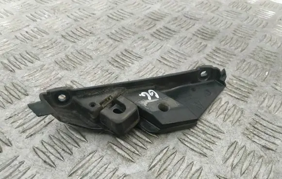 BMW 5 F10 F11 Loading door check strap stopper 7207028 51247207028